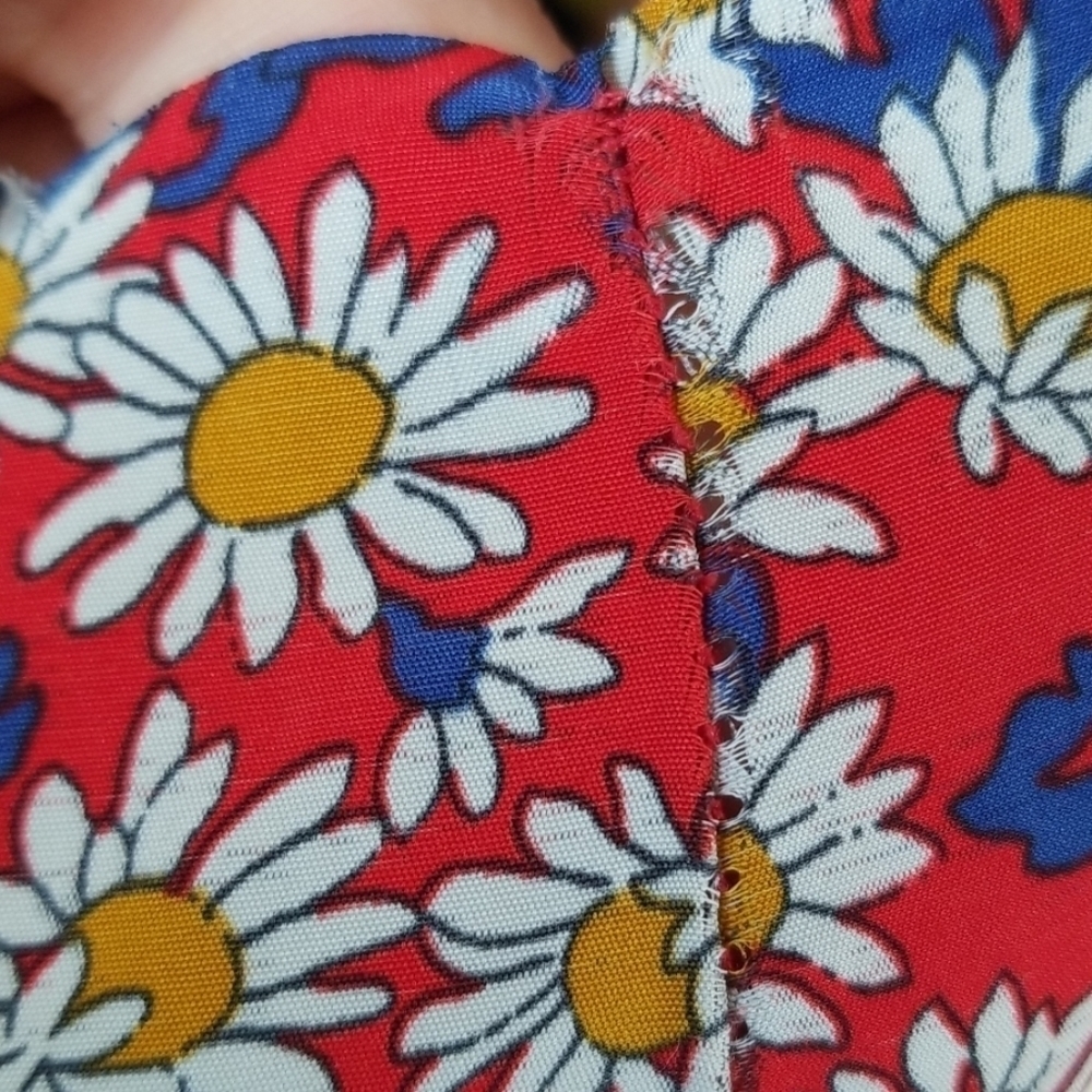 Daisy Pinkyotto Anthropologie Scalloped Tank top - Picture 7 of 7